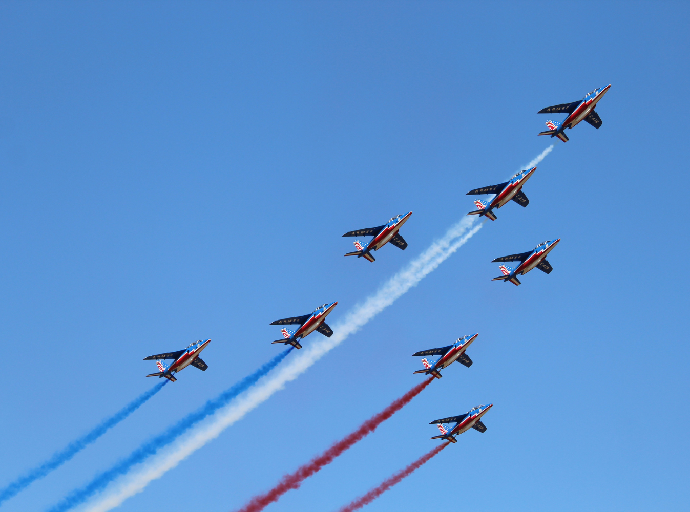 airplanes in formation