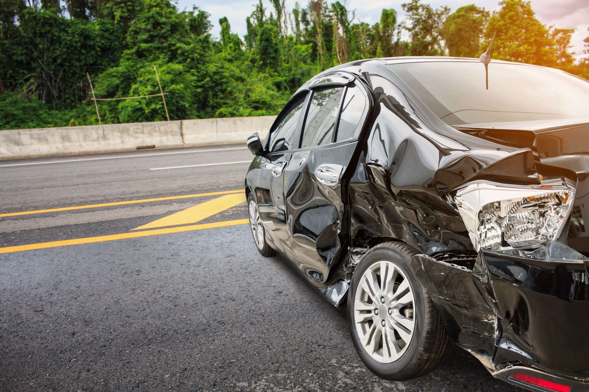 oxford automobile accident attorneys, picture of a smashed car